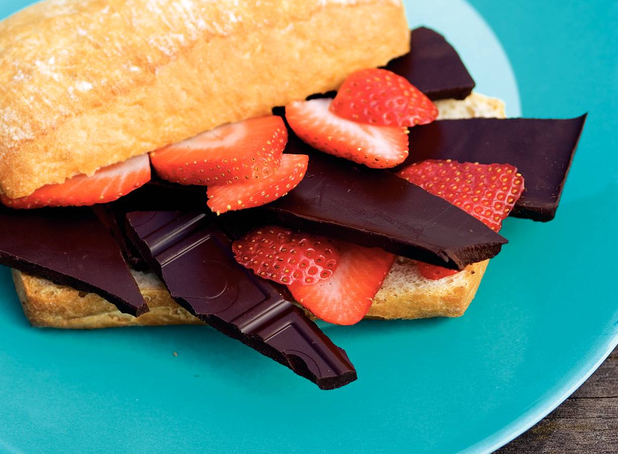 Chocoladebroodjes met fruit