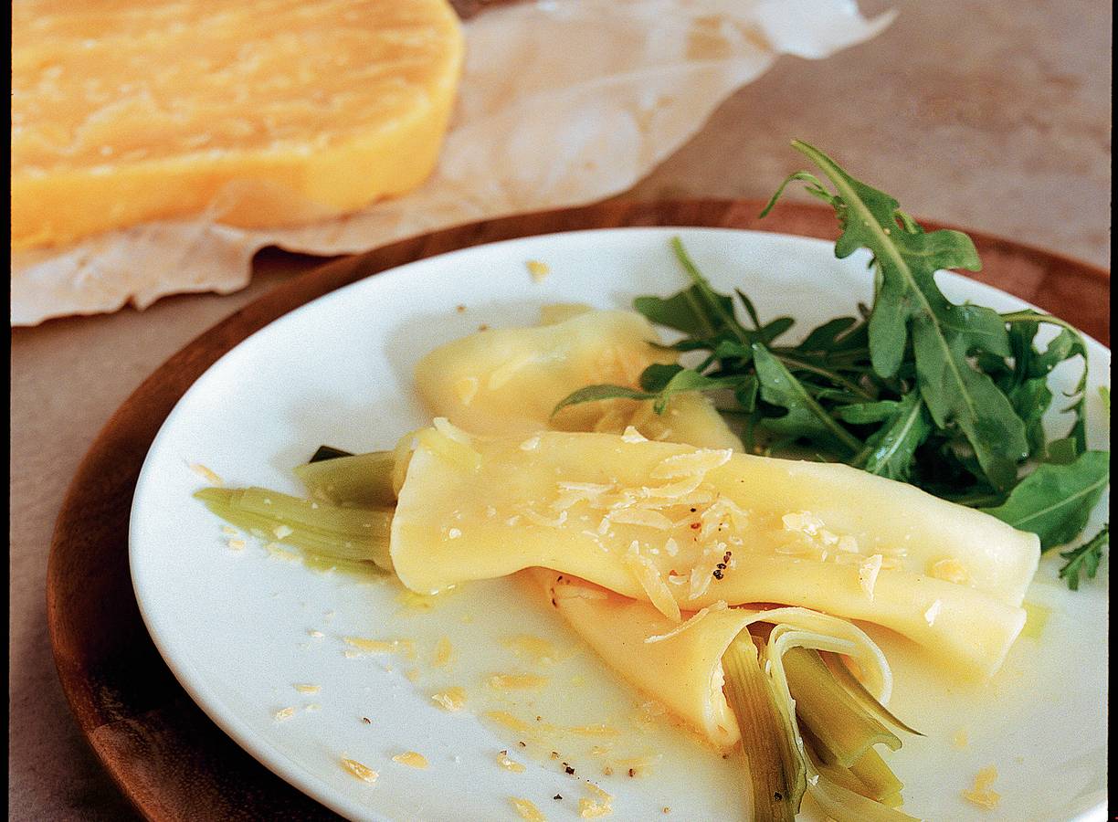 Pastarolletjes met prei en kaas