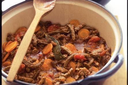 Snelle runderstoof met wortel en puree