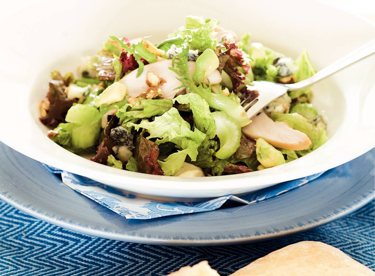 Maaltijdsalade met kip en roquefort
