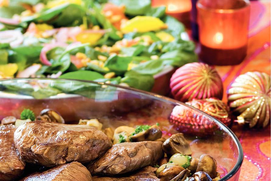 ossenhaas met citrussalade - recept - allerhande - albert heijn