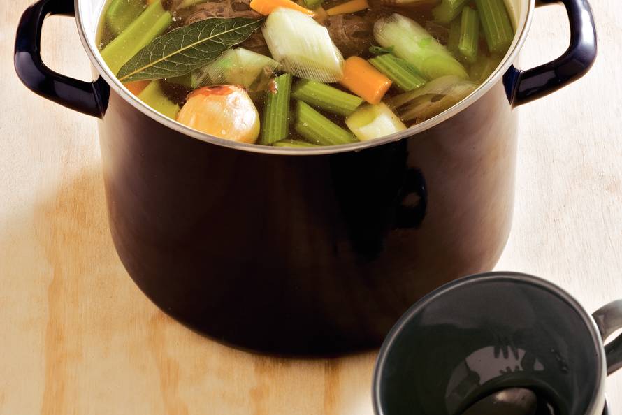 Basisrecept runderbouillon recept Allerhande Albert Heijn