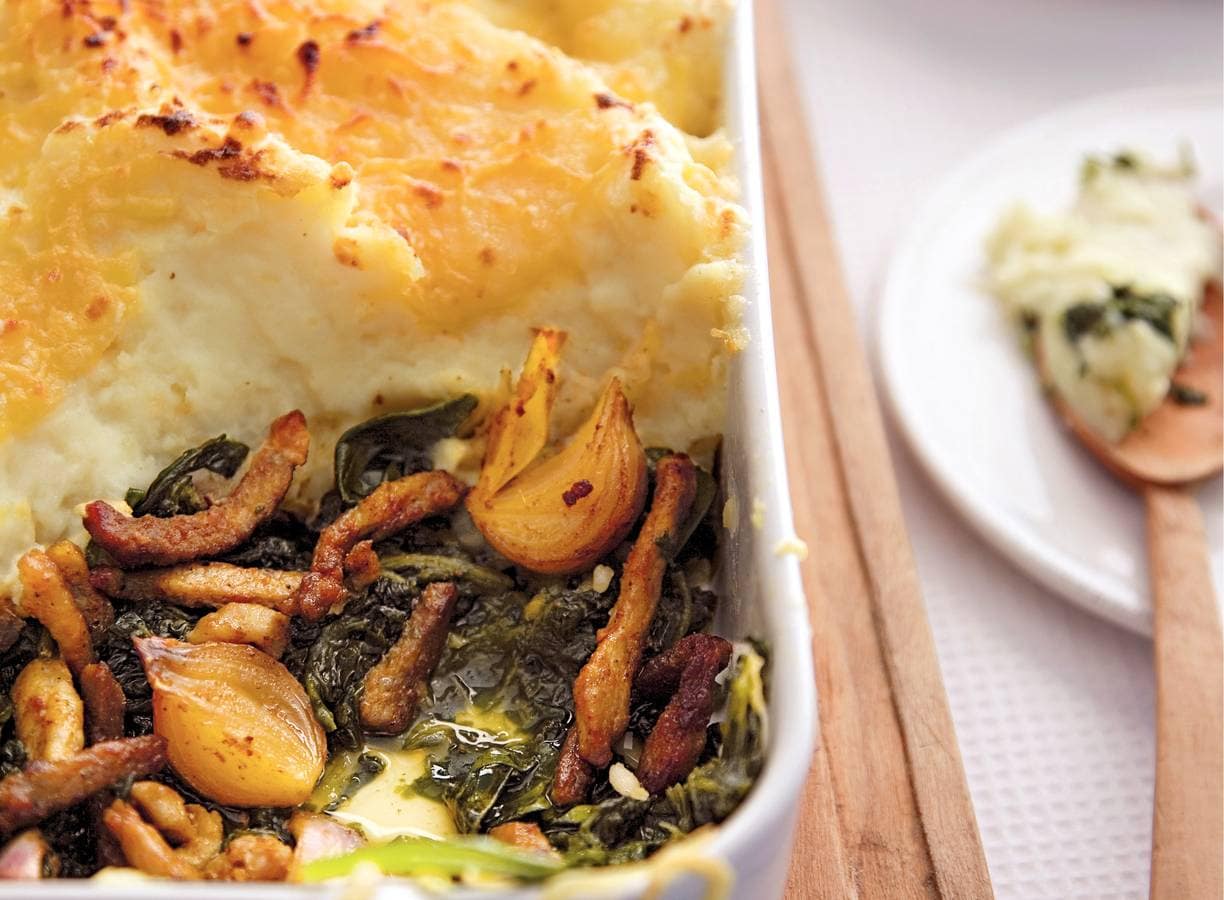 Gegratineerde shoarmaschotel met knoflookpuree