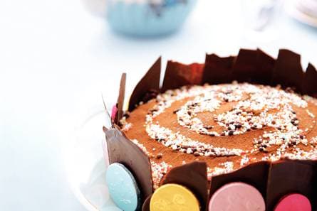 Chocoladetaart met chocolade-schotsen