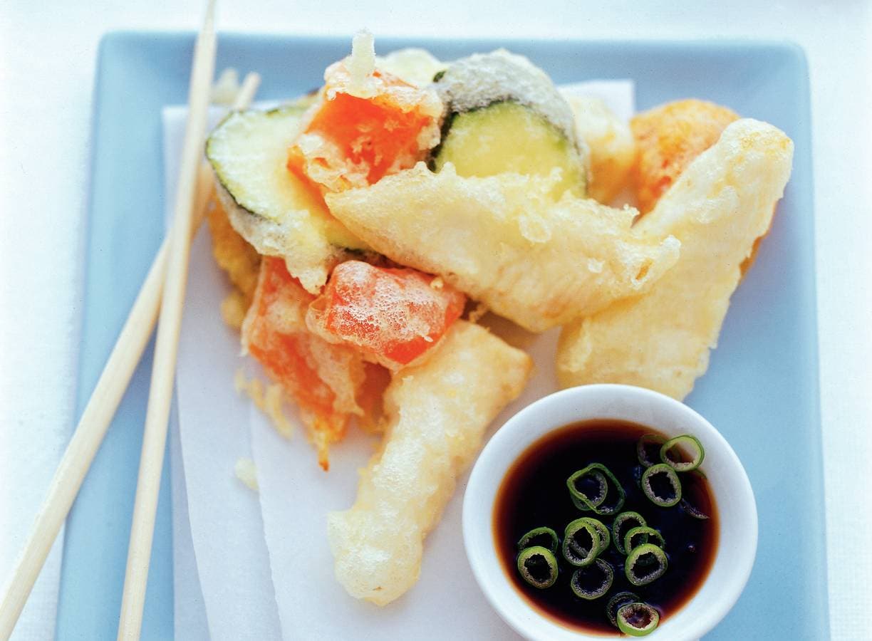 Tempura van tilapia en zomergroenten
