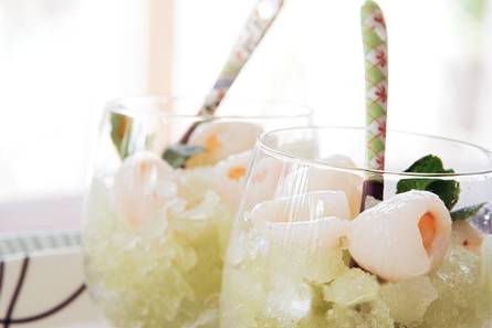 Granita van groene thee met lychee