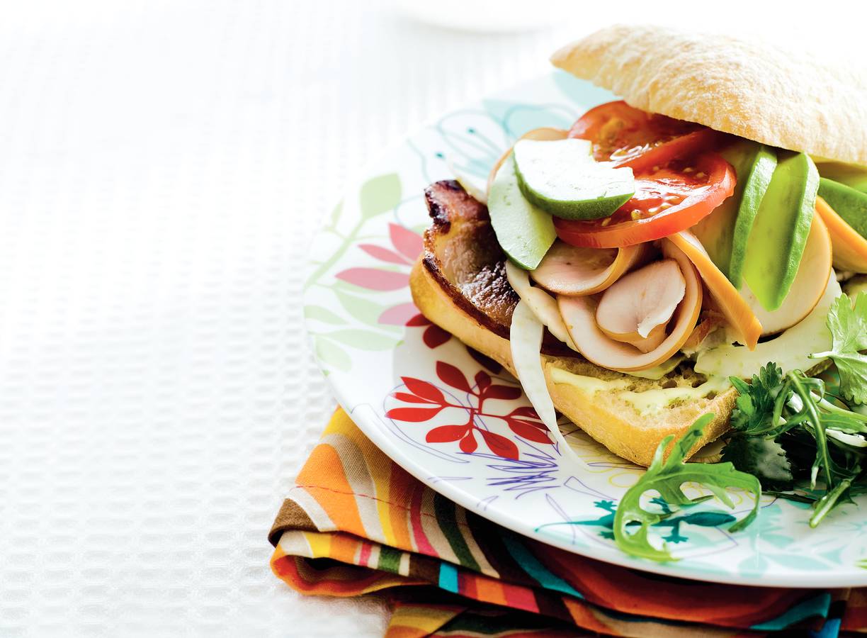 Gegrilde kip-avocadosandwich