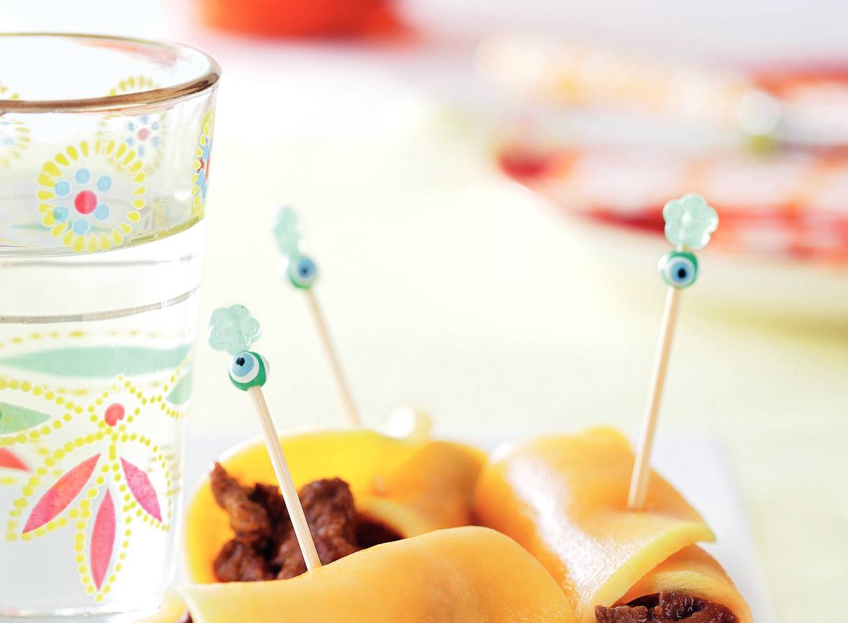 Mangorolletjes met gestoofd rundvlees