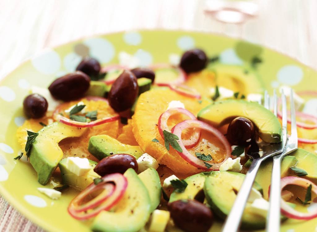 Sinaasappel-avocadosalade