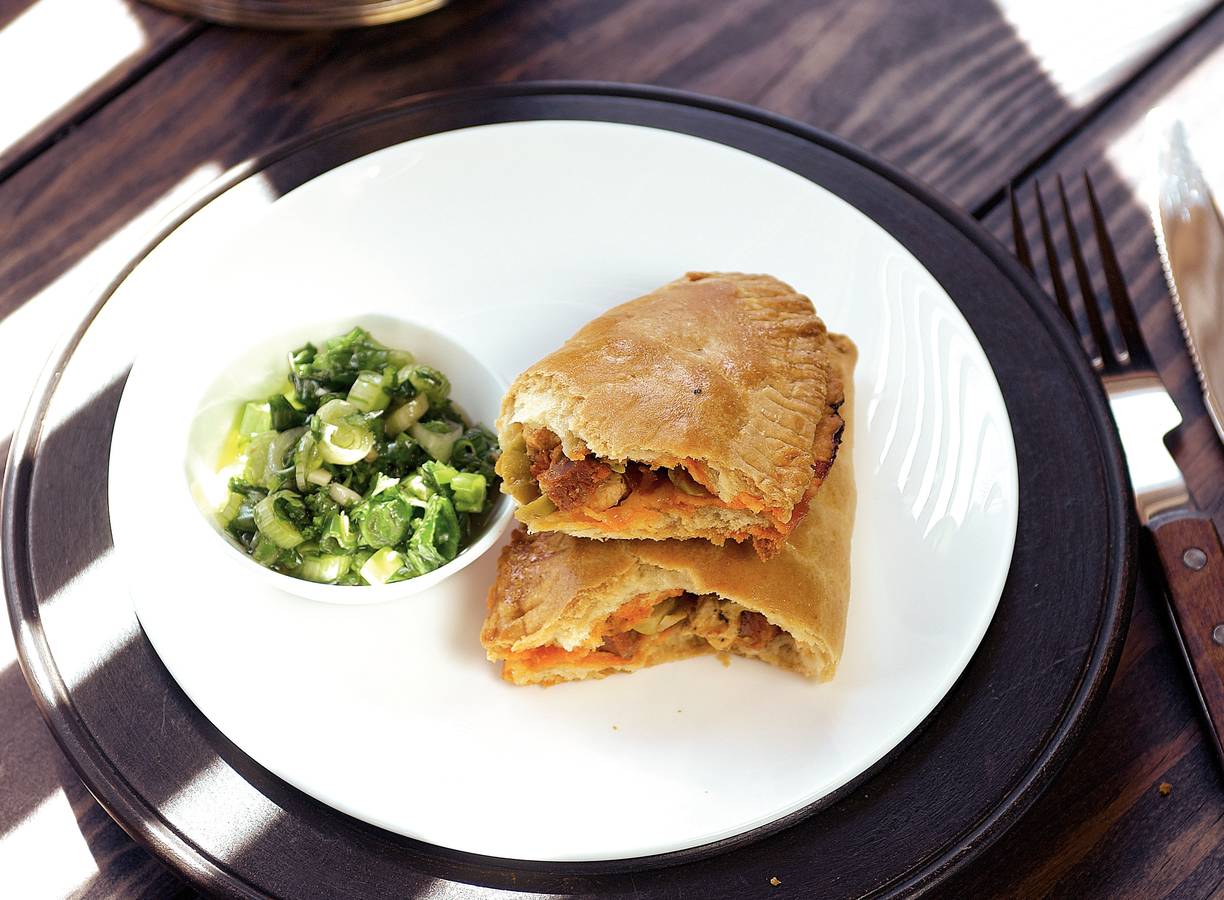 Empanada's met groene-pepersalsa