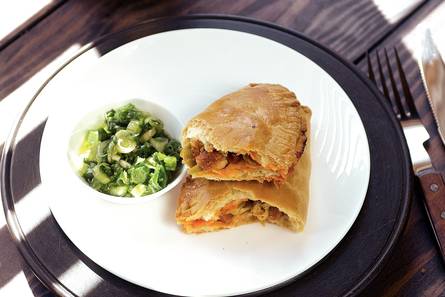 Empanada's met groene-pepersalsa