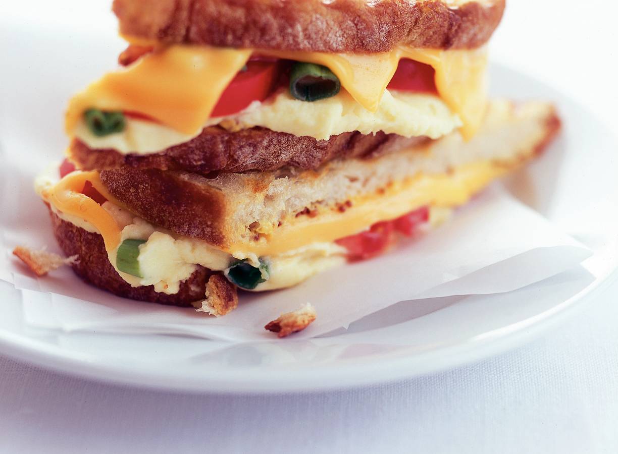 Tosti met mosterd en aardappelpuree