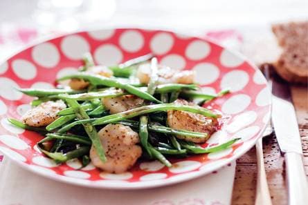 Salade met sint-jakobsschelpen