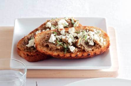 Bruschette met linzenpuree