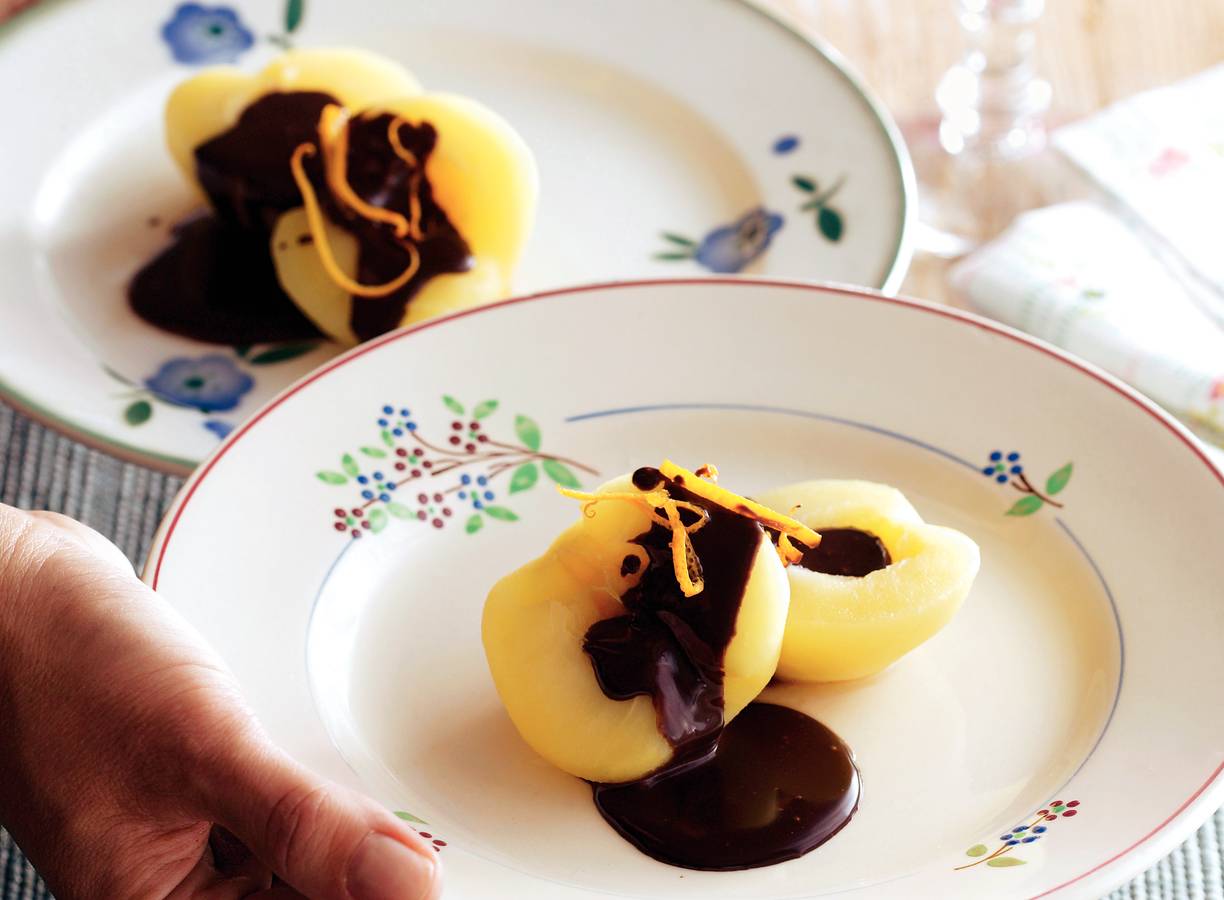 Appels met warme chocoladesaus