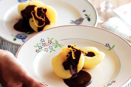 Appels met warme chocoladesaus