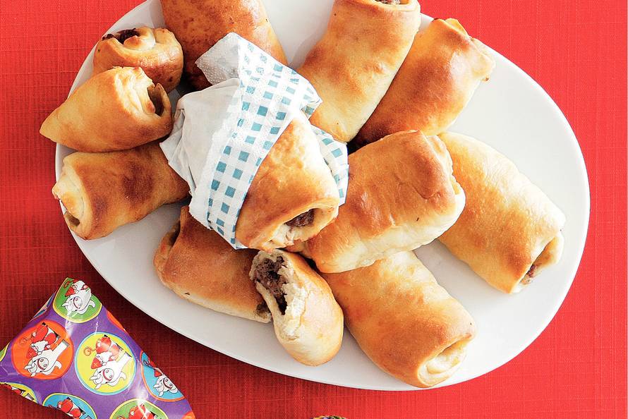 brabantse worstenbroodjes - recept - allerhande - albert heijn