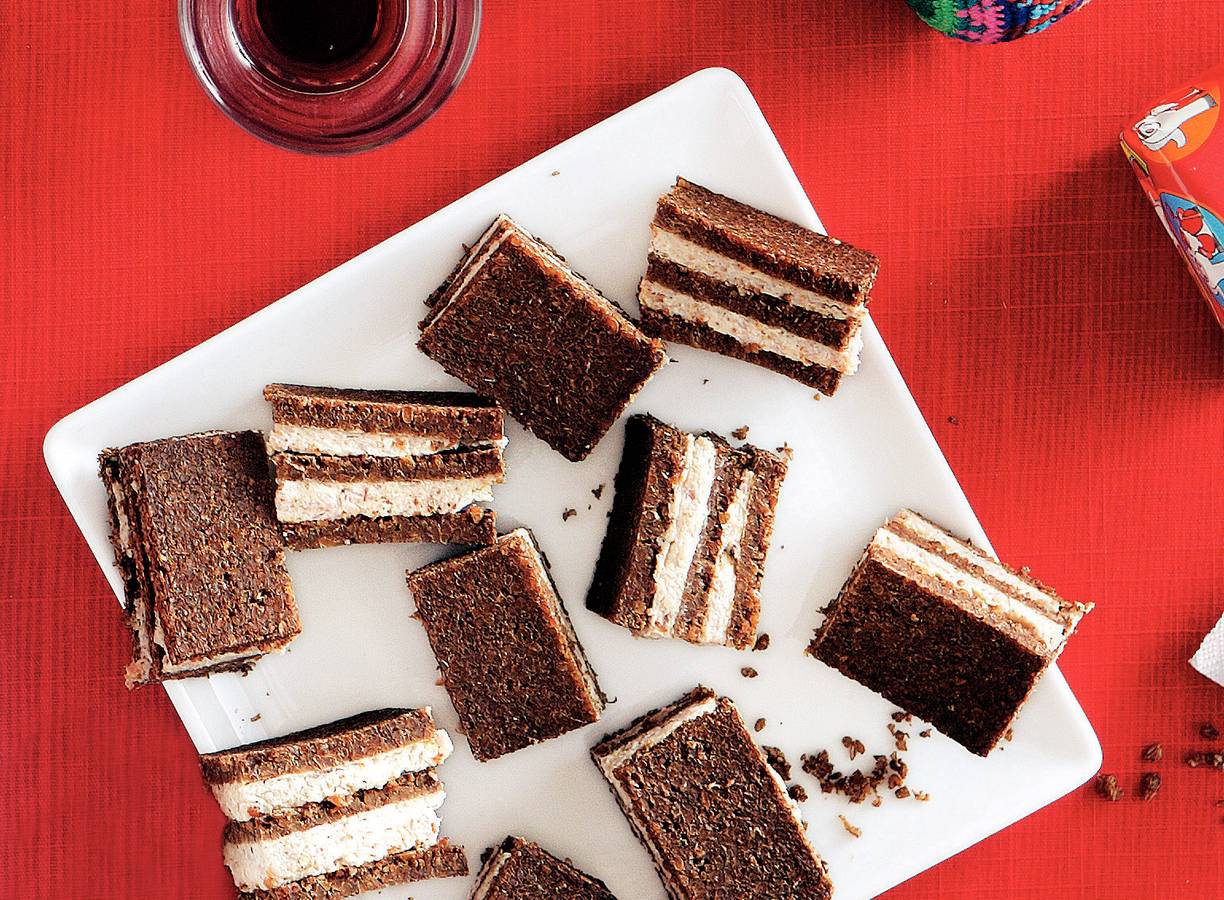 Roggebroodjes met katenspekmousse