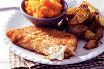 Ovenaardappeltjes met gepaneerde vis