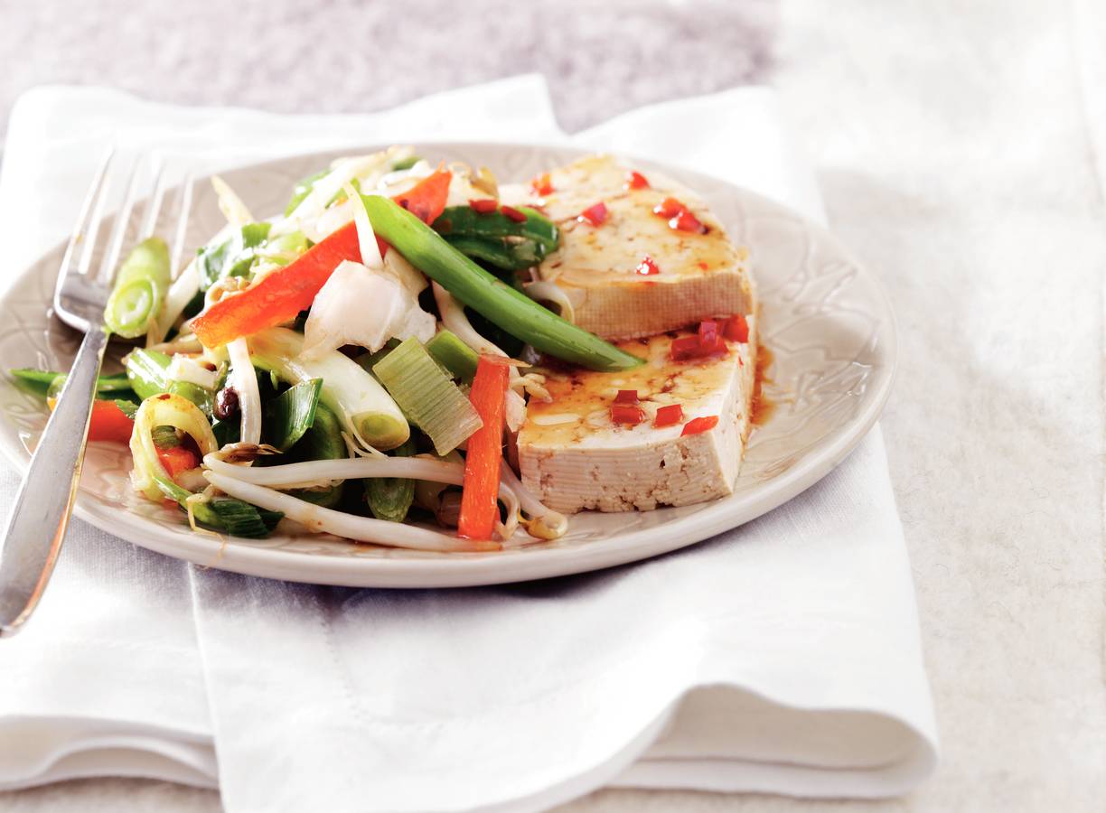 Gestoomde tofu met pittige sojadressing