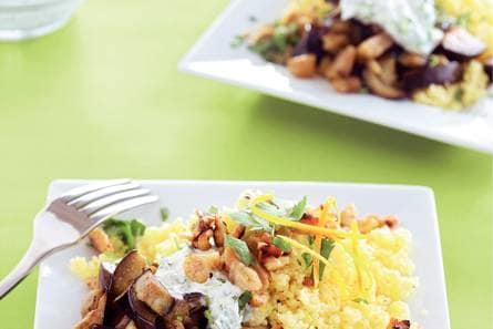 Sinaasappelcouscous met aubergine