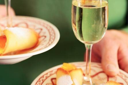 Cannoli met citrus-vanillesalade