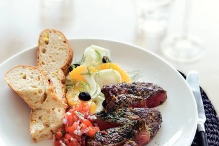 Ribeye met maïsbrood