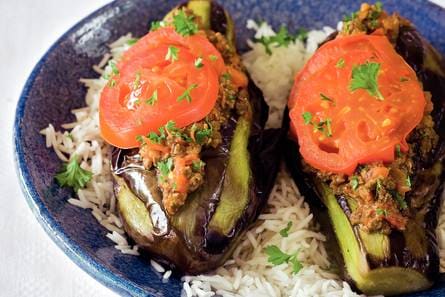 Patlican karniyarik (gestoofde aubergines op z'n Turks)
