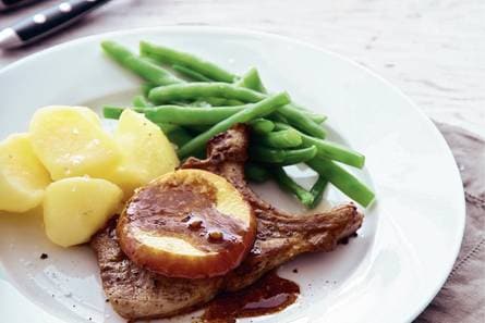 Fruitige karbonade met sperzieboontjes
