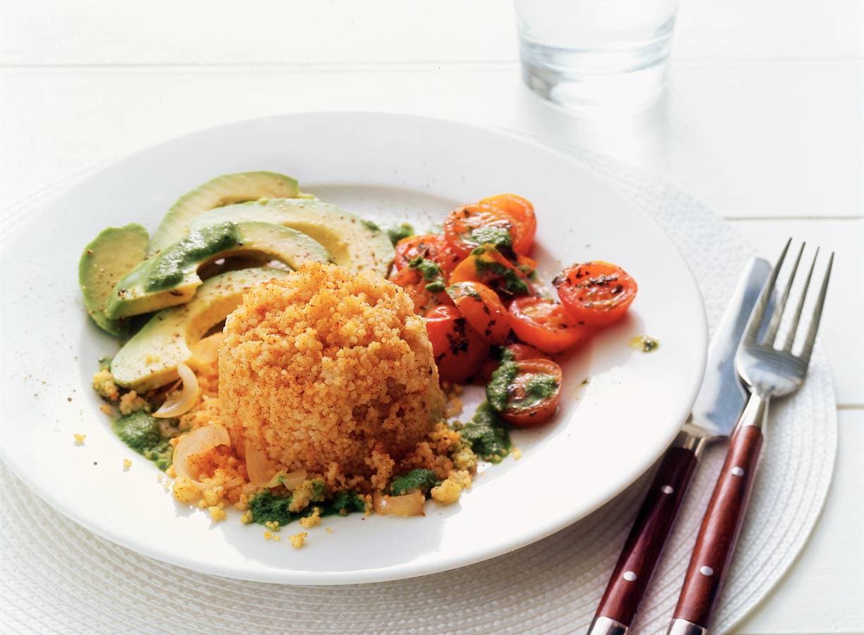 Ovencouscous met tomaten en avocado