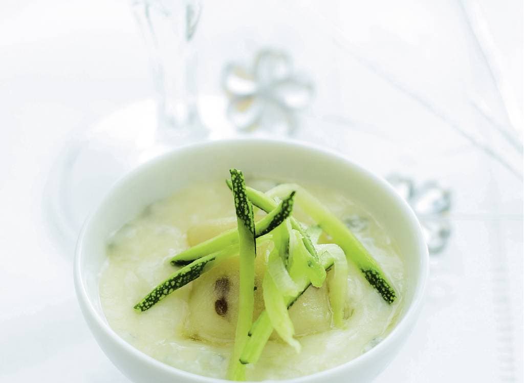 Vegetarische voorgerechten met courgette