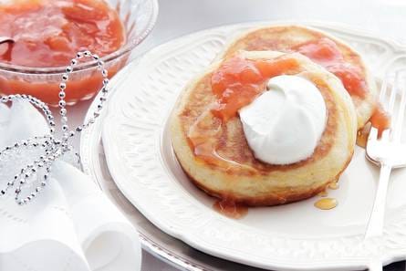 Pannenkoekjes met abrikozencompote