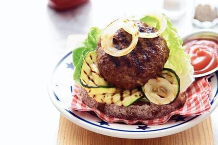 Gegrilde tartaar met courgettesalade