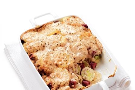 Aardappel-preischotel met cervelaat