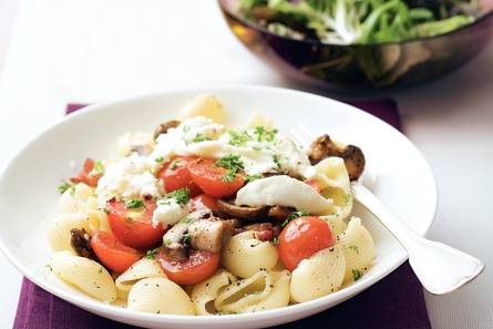 Pasta met spekjes en champignons