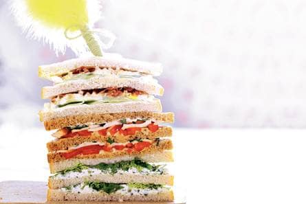 Sandwich gerookte kip en paprika