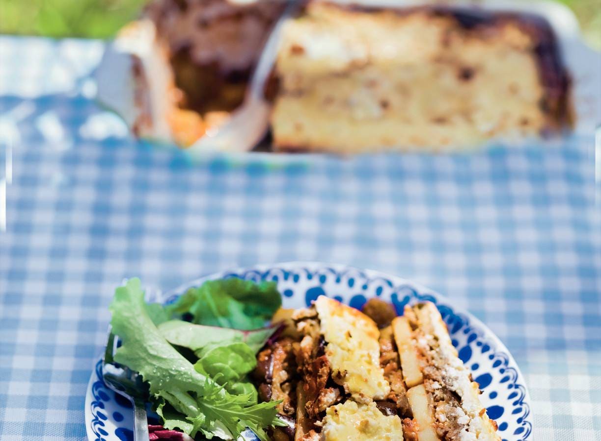 Moussaka met kaas en yoghurt