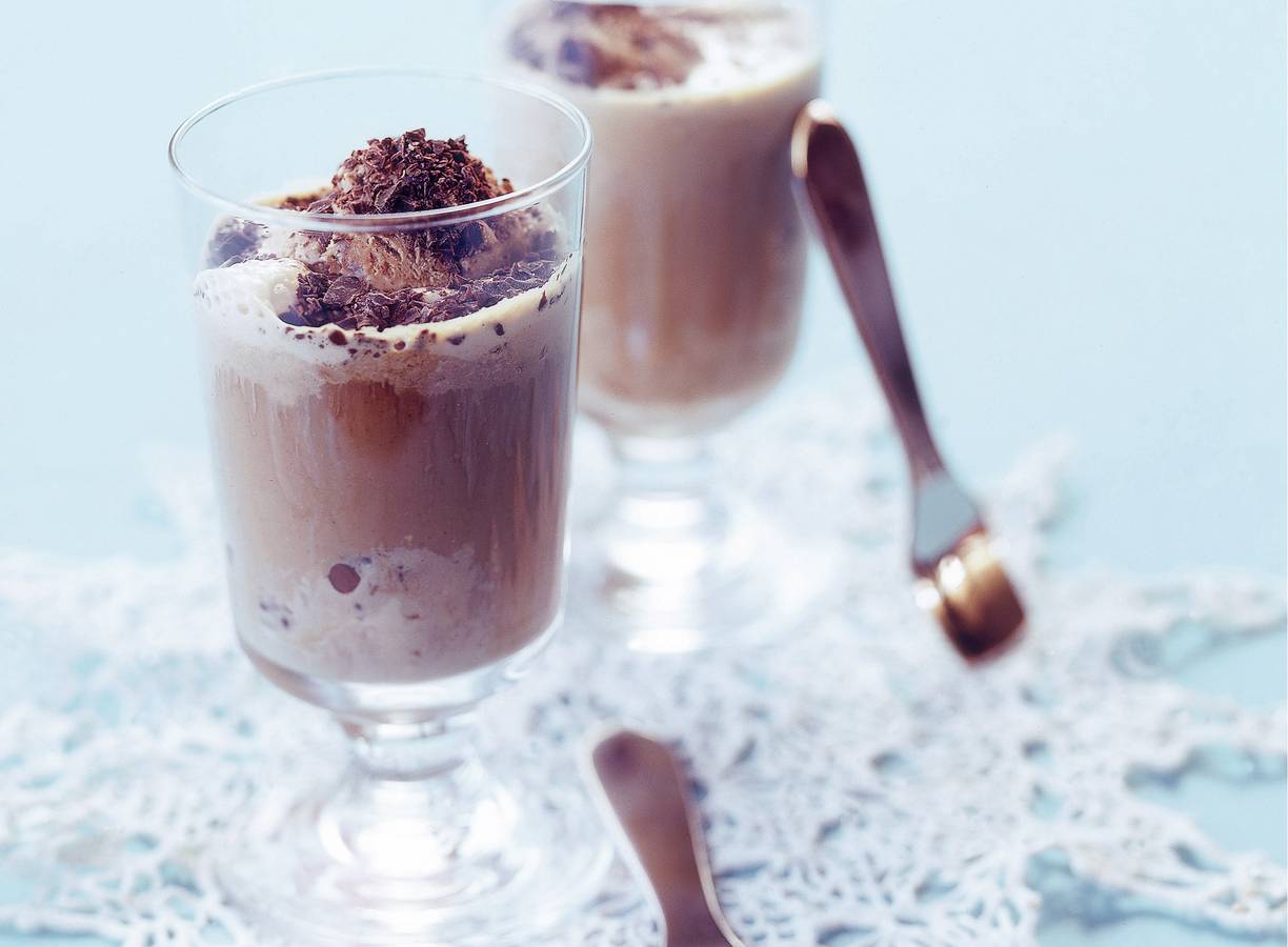 IJskoffie met chocorasp