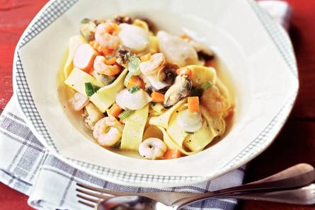 Pappardelle met zeevruchten