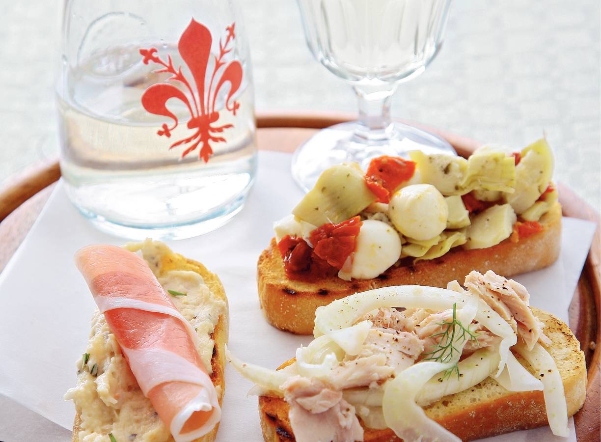 Gemengde crostini uit Toscane