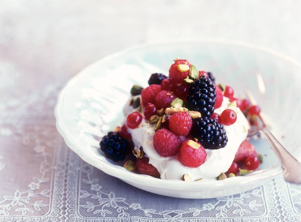 Citroen-vanillemascarpone met bosvruchten