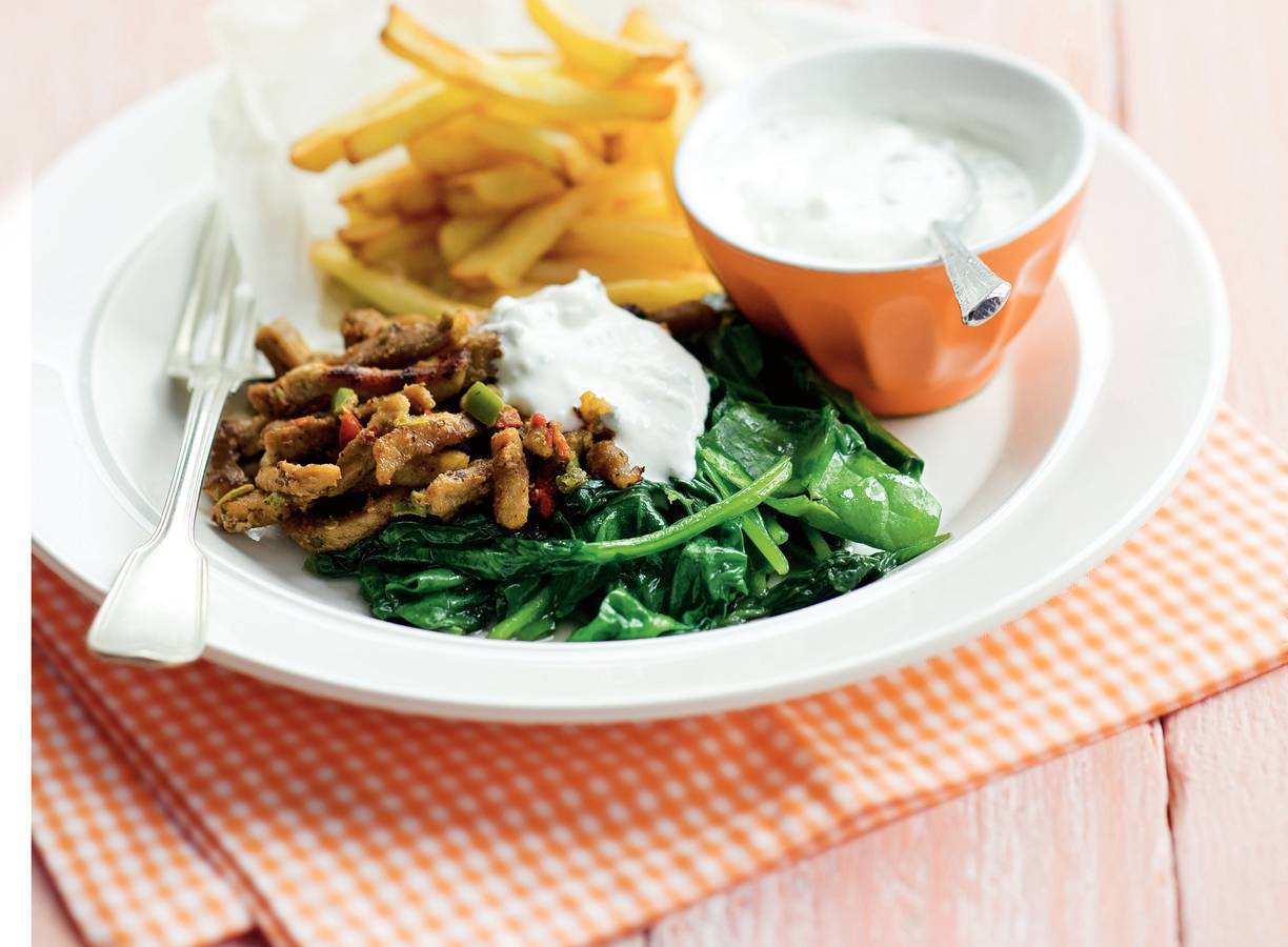 Gyrosreepjes met ovenfrites en spinazie