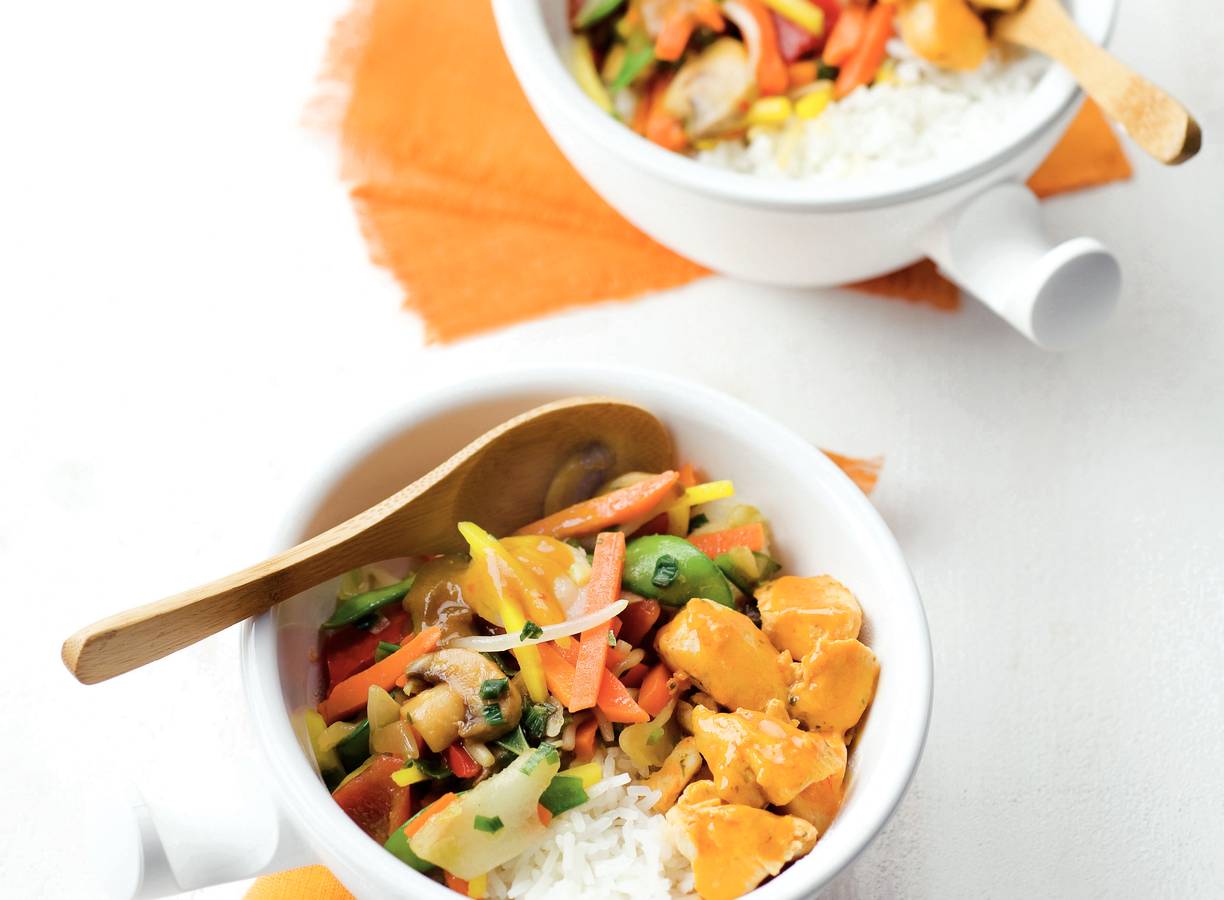 Thaise roerbakschotel met sappige kip