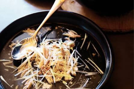 Kippenbouillon met prei