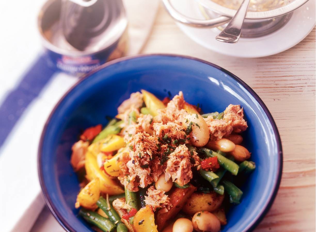 Lauwwarme bonensalade met tonijn