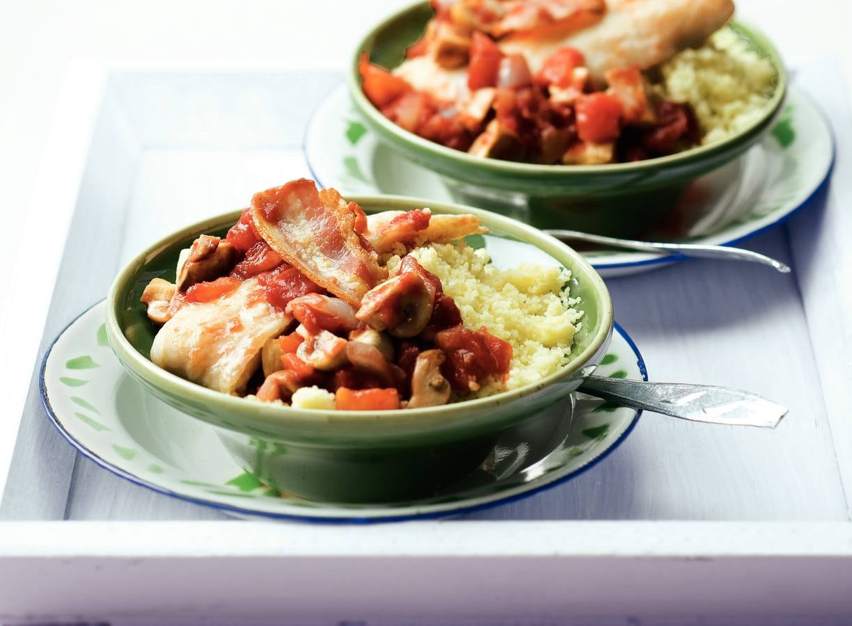 Pangasiusfilet in tomaten-spekjessaus