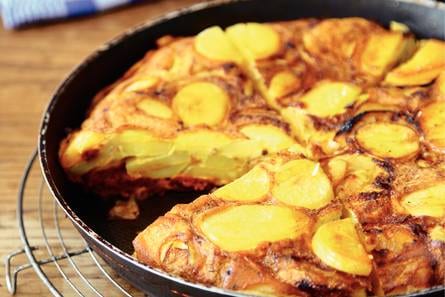 Aardappeltortilla met chorizo