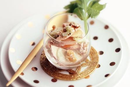 Eenpersoons waldorfsalade met kip