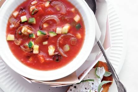 Tomaten-courgettesoep