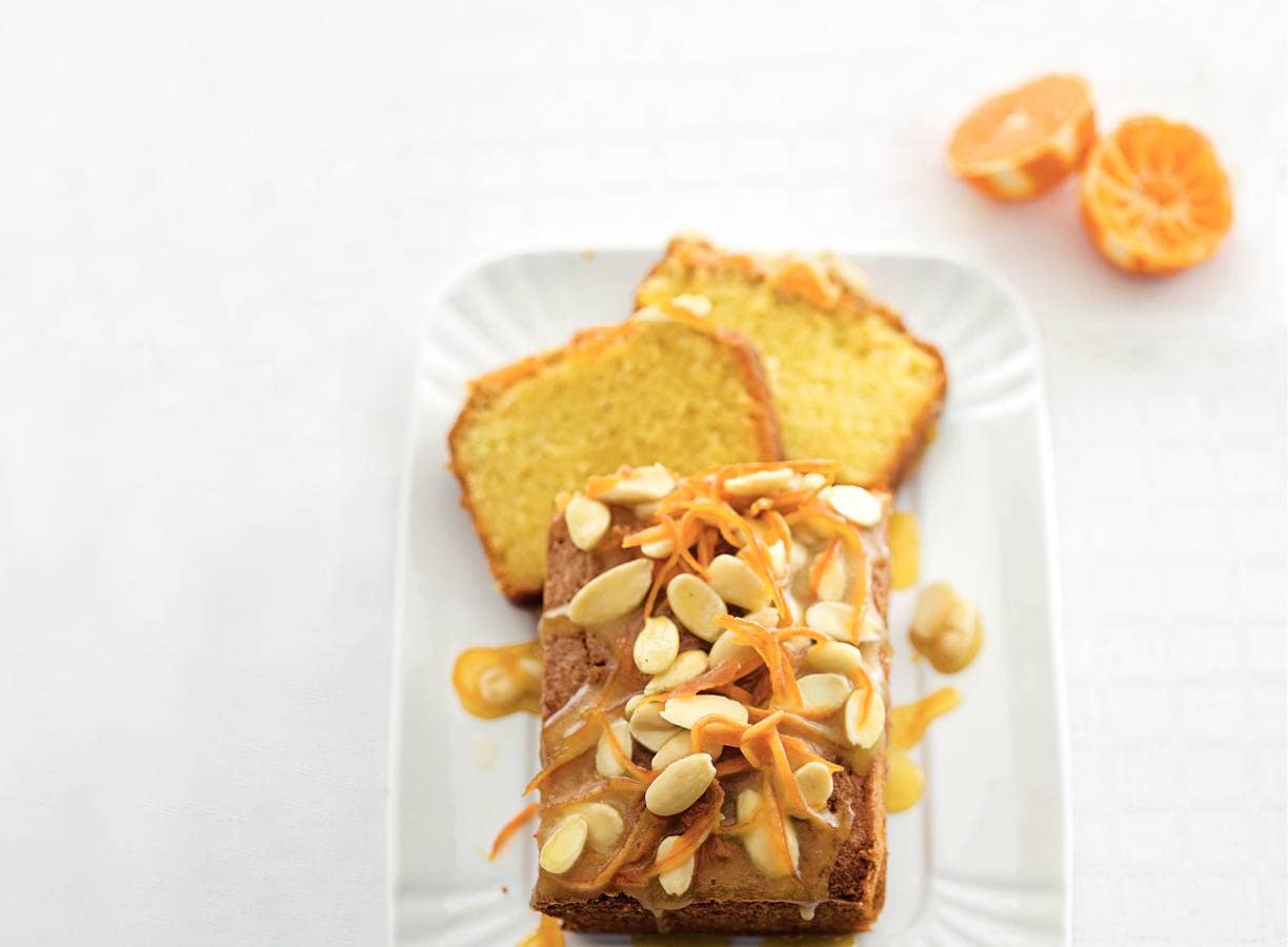 Amandelcake met mandarijnensiroop